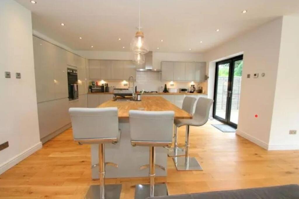 Luxury House In Holiday home Solihull